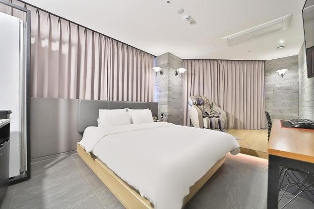 Gimpo Gray Hotel Habitación foto