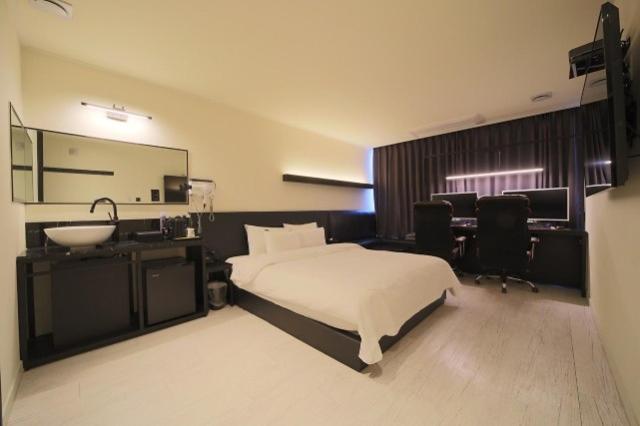 Gimpo Gray Hotel Habitación foto