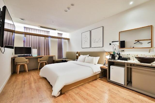 Gimpo Gray Hotel Habitación foto