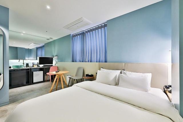 Gimpo Gray Hotel Habitación foto